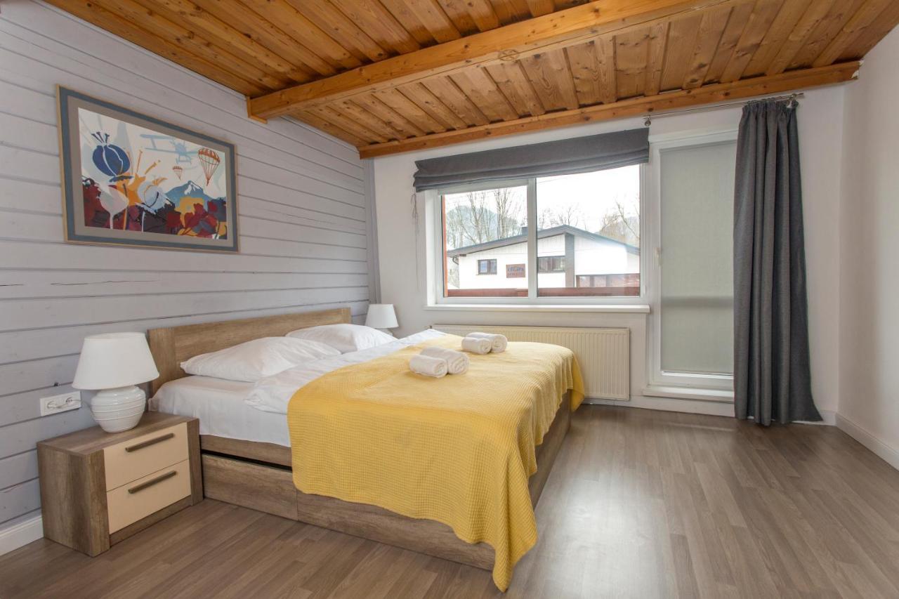 Guesthouse Yes In Bodice ภายนอก รูปภาพ
