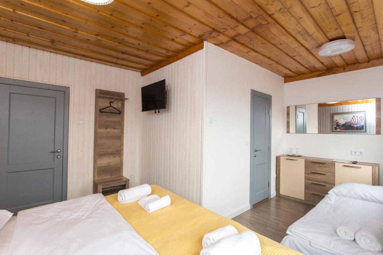 Guesthouse Yes In Bodice ภายนอก รูปภาพ